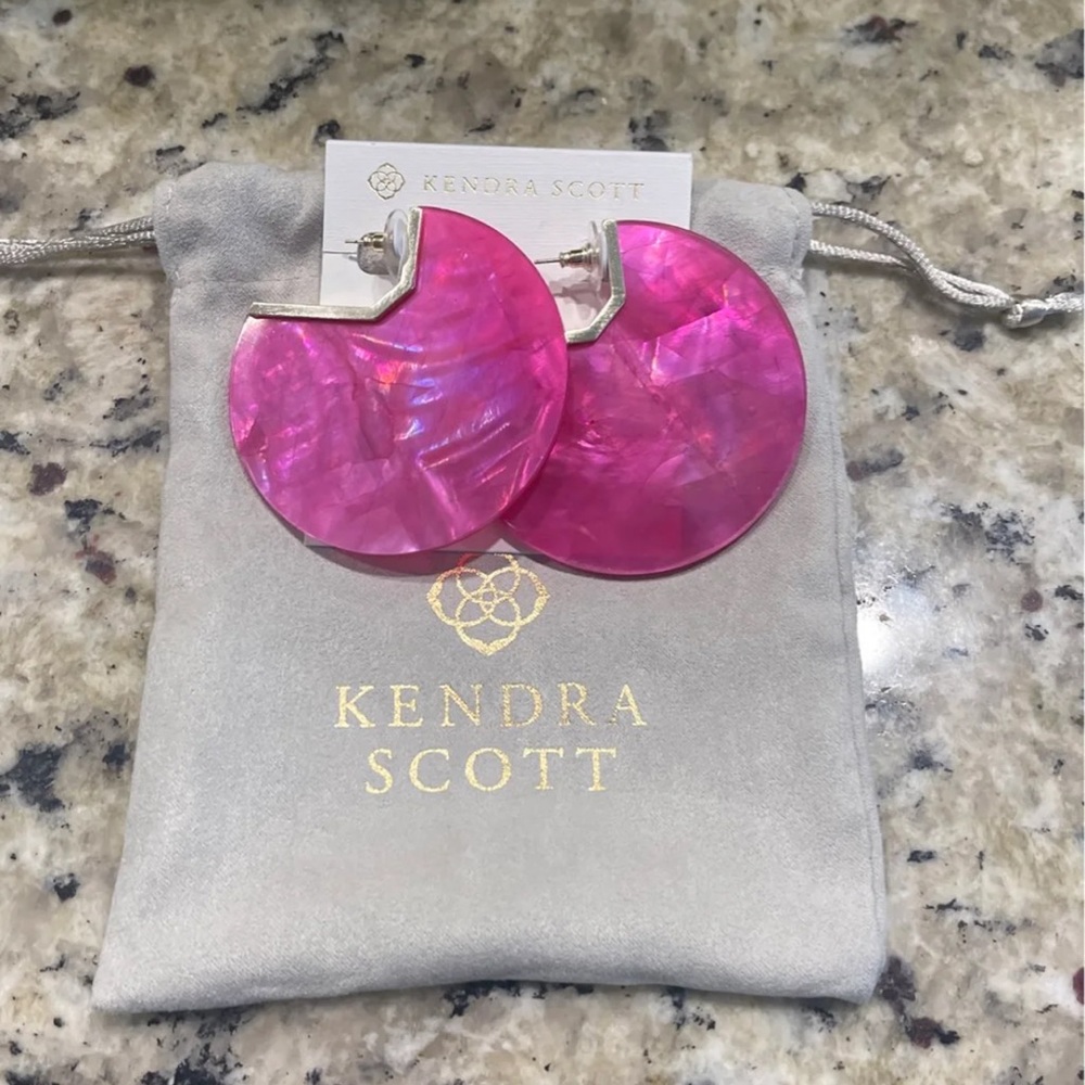 Kendra Scott Kai earrings